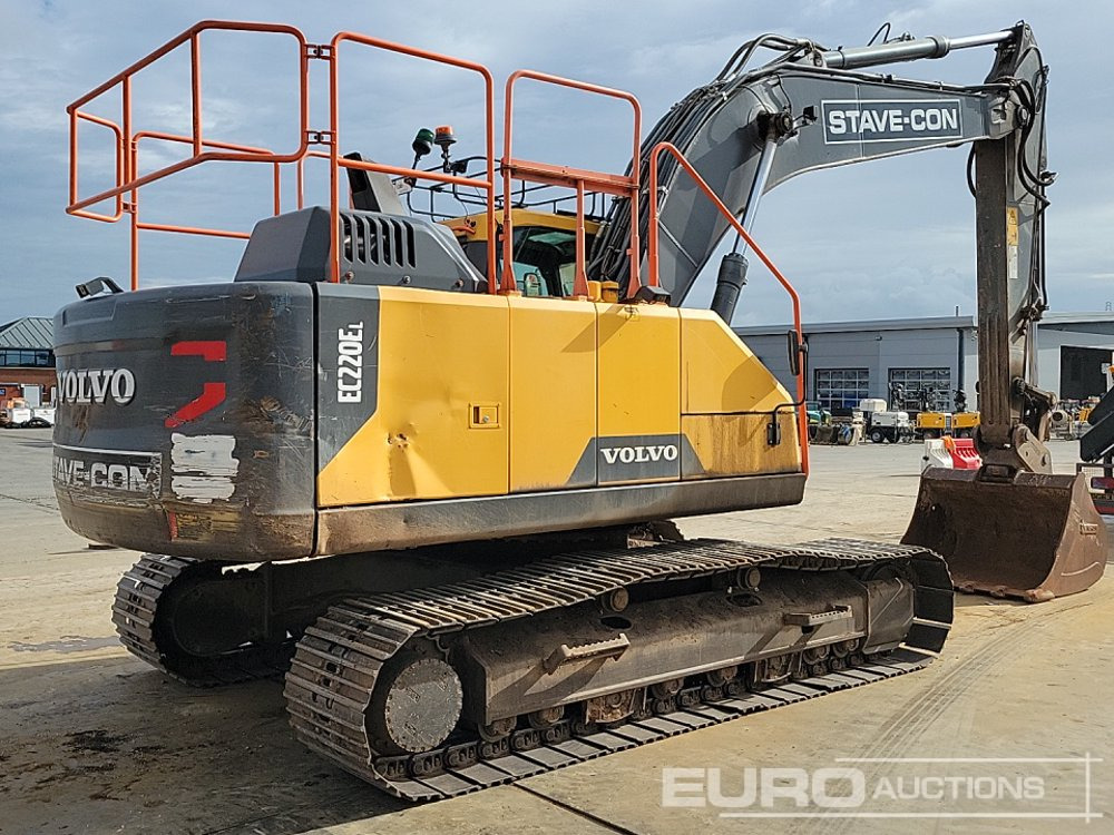 2019 Volvo EC220EL - Lánctalpas kotró: 5 kép. 2019 Volvo EC220EL - Lánctalpas kotró: 5 kép.