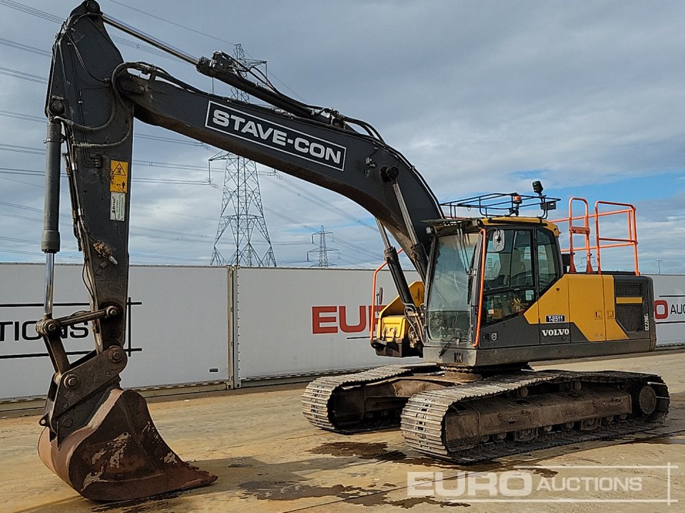 2019 Volvo EC220EL - Lánctalpas kotró: 1 kép. 2019 Volvo EC220EL - Lánctalpas kotró: 1 kép.
