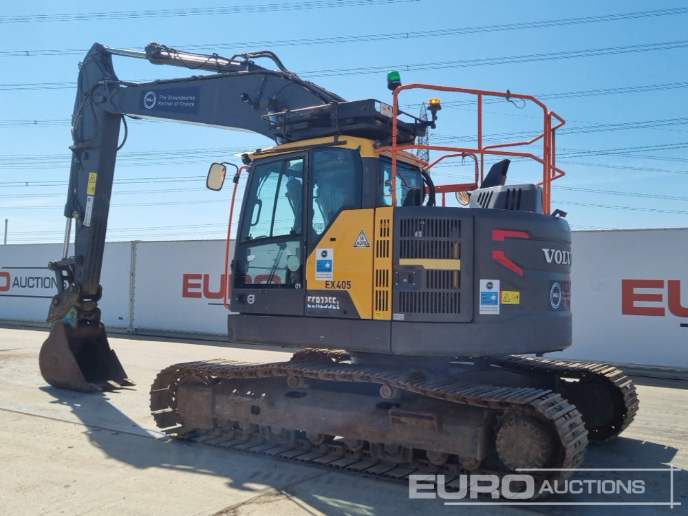 2019 Volvo ECR235EL - Lánctalpas kotró: 3 kép. 2019 Volvo ECR235EL - Lánctalpas kotró: 3 kép.