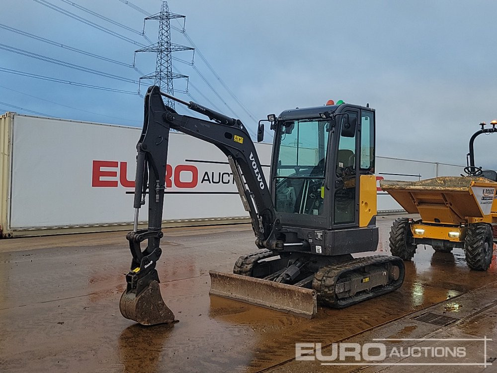 2019 Volvo ECR25D - Minikotró: 1 kép. 2019 Volvo ECR25D - Minikotró: 1 kép.