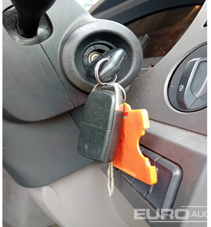 2020 DAF LF180 - Dobozos felépítményű teherautó: 5 kép. 2020 DAF LF180 - Dobozos felépítményű teherautó: 5 kép.