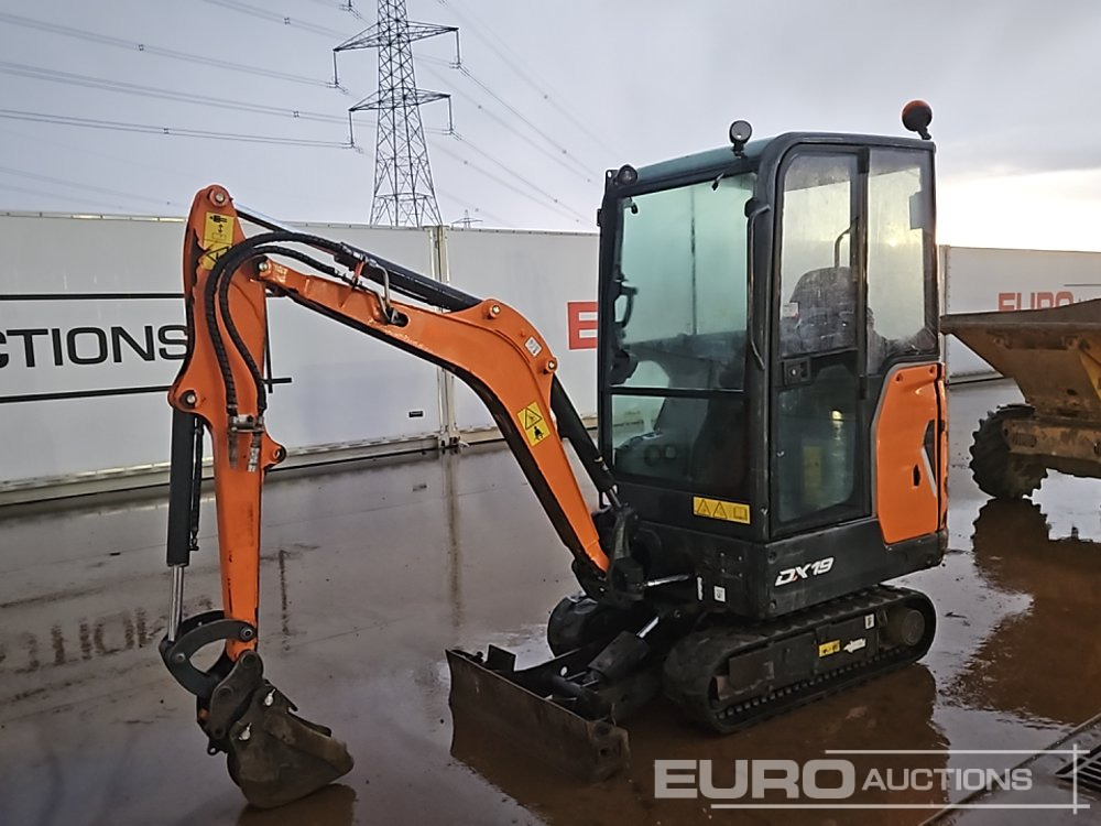 2020 Doosan DX19 - Minikotró: 1 kép. 2020 Doosan DX19 - Minikotró: 1 kép.