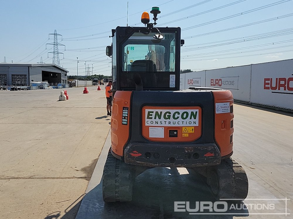 2020 Hitachi ZX65USB-6 CLP - Minikotró: 4 kép. 2020 Hitachi ZX65USB-6 CLP - Minikotró: 4 kép.