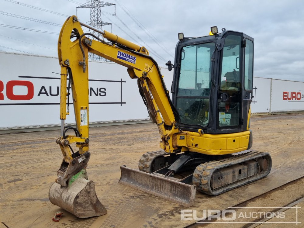 2020 Komatsu PC26MR-3 - Minikotró: 1 kép. 2020 Komatsu PC26MR-3 - Minikotró: 1 kép.