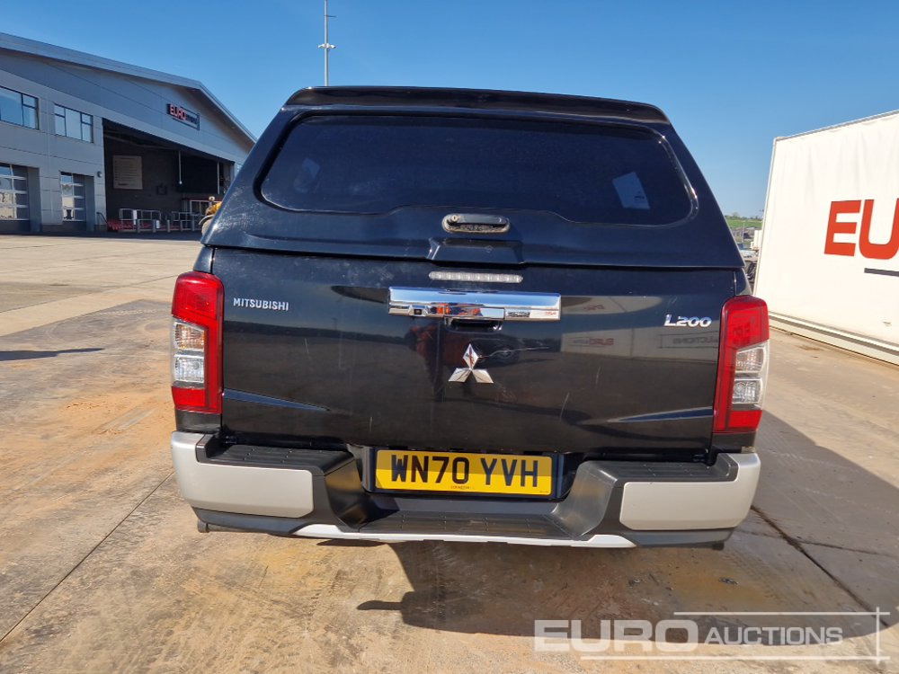 2020 Mitsubishi L200 Barbarian - Pickup: 4 kép. 2020 Mitsubishi L200 Barbarian - Pickup: 4 kép.