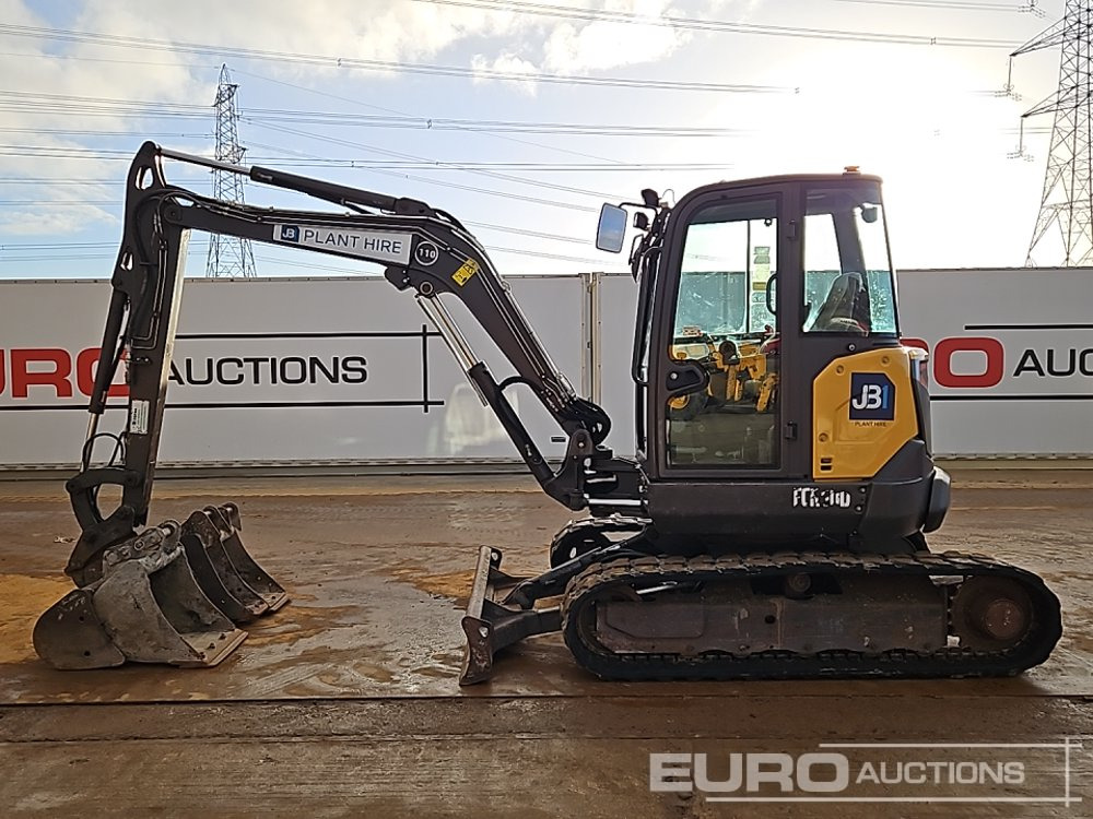 2020 Volvo ECR50D - Minikotró: 2 kép. 2020 Volvo ECR50D - Minikotró: 2 kép.