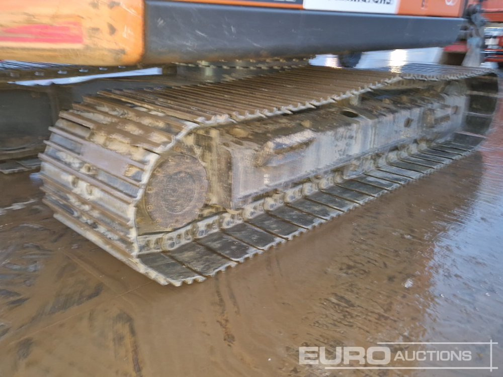 Lánctalpas kotró 2021 Doosan DX140LC-7: 13 kép. Lánctalpas kotró 2021 Doosan DX140LC-7: 13 kép.