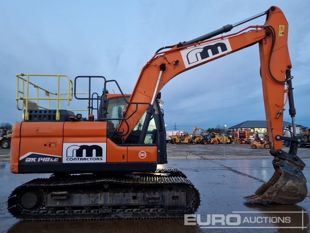 Lánctalpas kotró 2021 Doosan DX140LC-7: 6 kép. Lánctalpas kotró 2021 Doosan DX140LC-7: 6 kép.