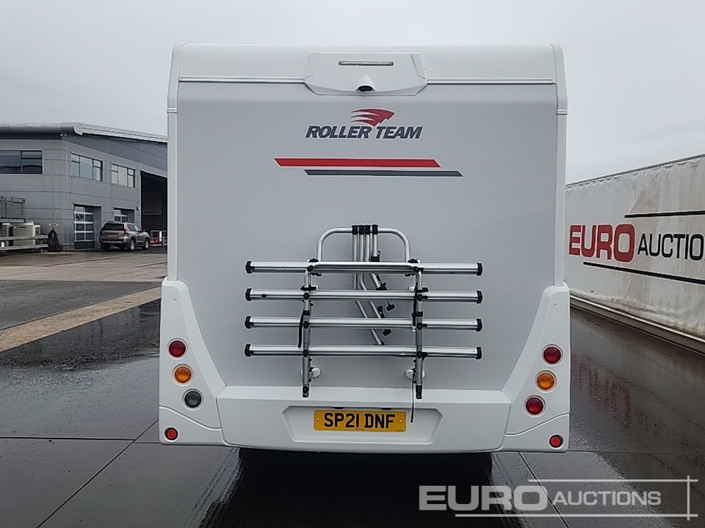 2021 Ford Roller Team Zefiro 690 - Kempingautó: 4 kép. 2021 Ford Roller Team Zefiro 690 - Kempingautó: 4 kép.