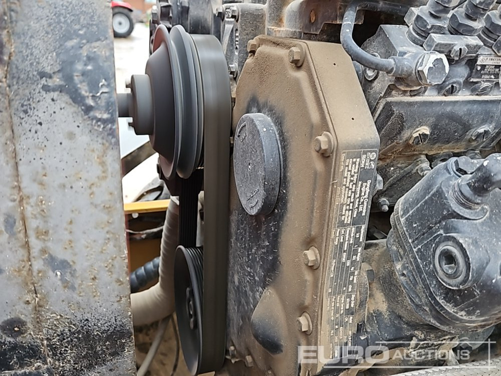 Gumikerekes homlokrakodó 2021 HZM 925: 45 kép.