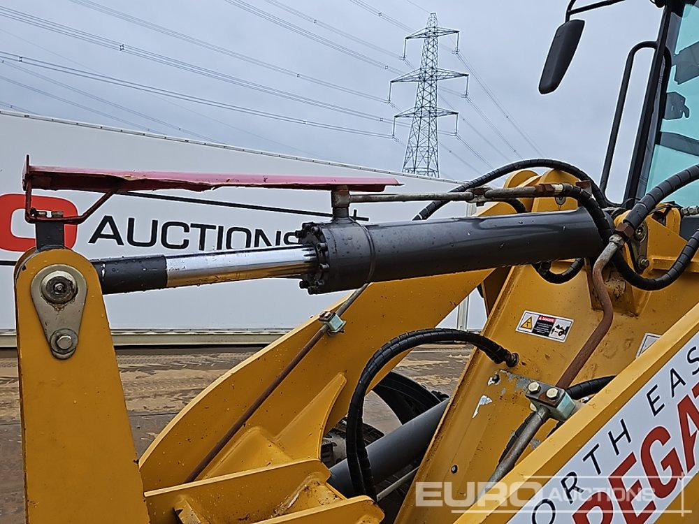 Gumikerekes homlokrakodó 2021 HZM 925: 28 kép.