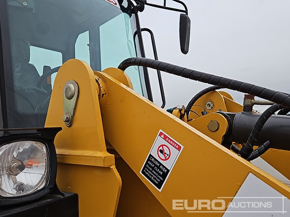 Gumikerekes homlokrakodó 2021 HZM 925: 25 kép.