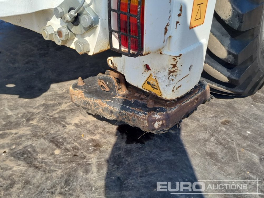 Kotrórakodó 2021 Hidromek HMK 102B: 13 kép.