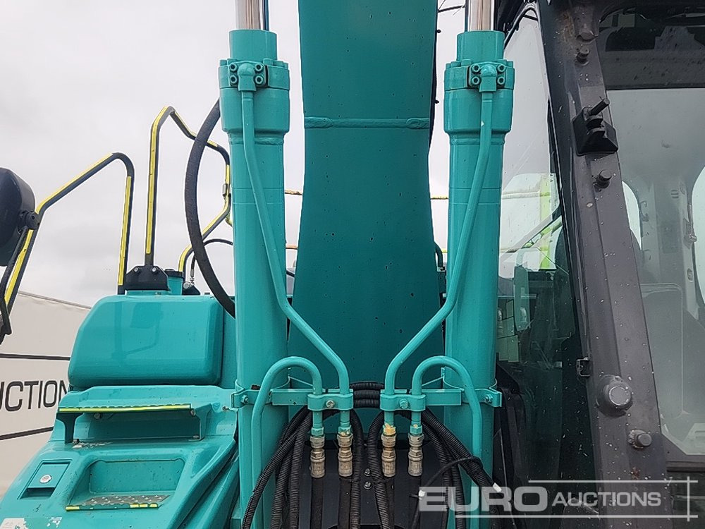 Lánctalpas kotró 2021 Kobelco SK130LC-11: 12 kép.