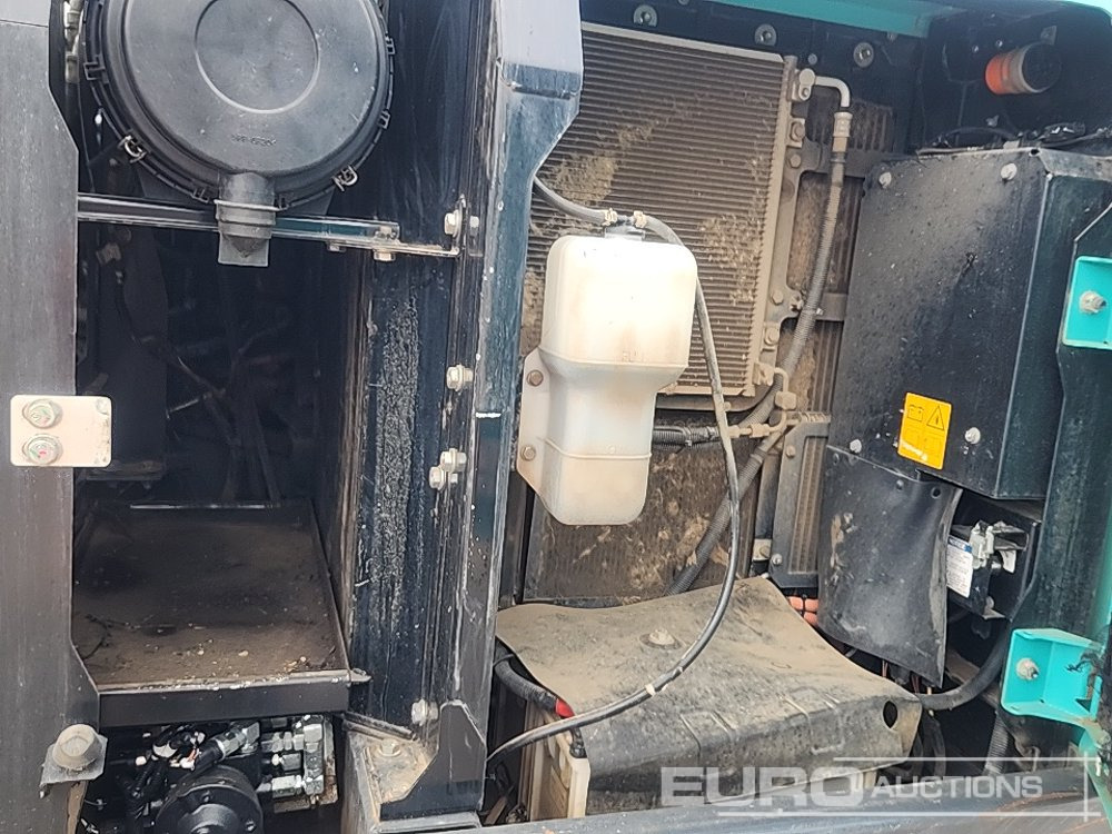 Lánctalpas kotró 2021 Kobelco SK130LC-11: 27 kép.