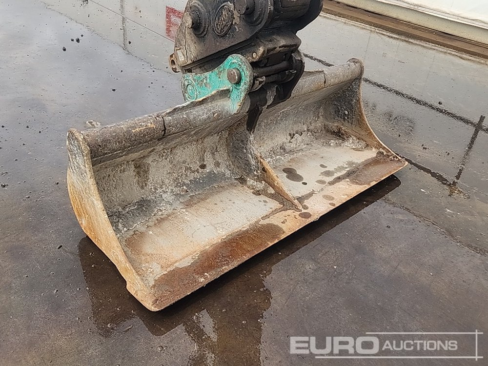 Lánctalpas kotró 2021 Kobelco SK140SRLC-7: 16 kép.