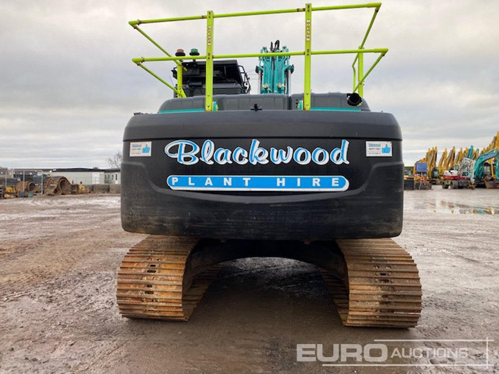 2021 Kobelco SK210LC-11 - Lánctalpas kotró: 4 kép. 2021 Kobelco SK210LC-11 - Lánctalpas kotró: 4 kép.