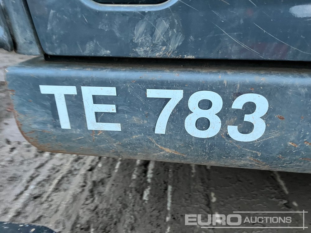 2021 Kobelco SK210LC-11 - Lánctalpas kotró: 3 kép. 2021 Kobelco SK210LC-11 - Lánctalpas kotró: 3 kép.