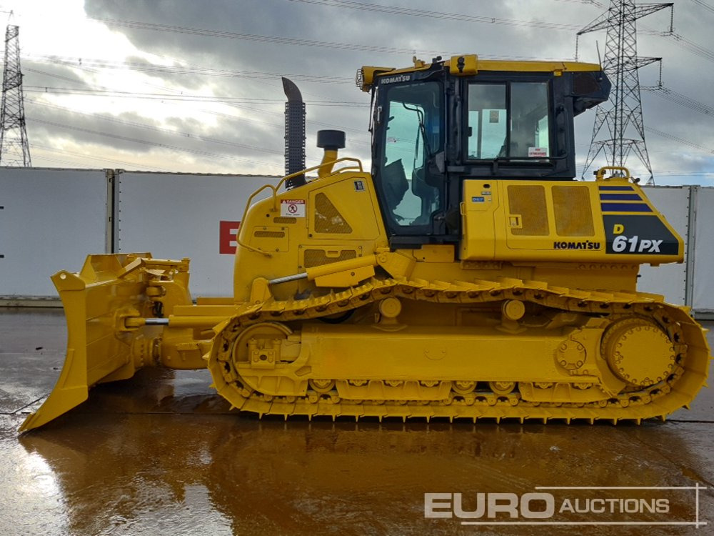 2021 Komatsu D61PX-24 - Buldózer: 2 kép. 2021 Komatsu D61PX-24 - Buldózer: 2 kép.