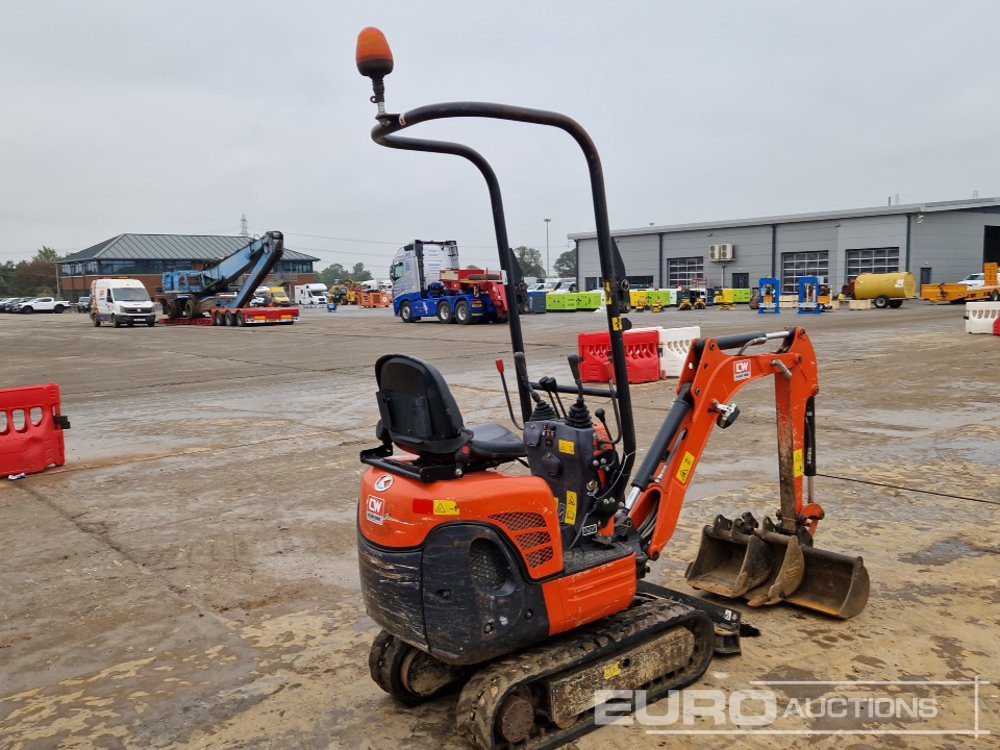 2021 Kubota K008-3 - Minikotró: 4 kép. 2021 Kubota K008-3 - Minikotró: 4 kép.