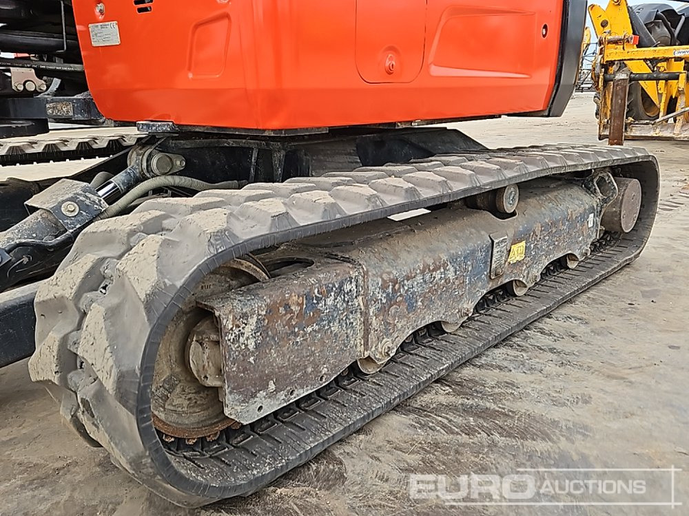 Minikotró 2021 Kubota U36-4: 9 kép.