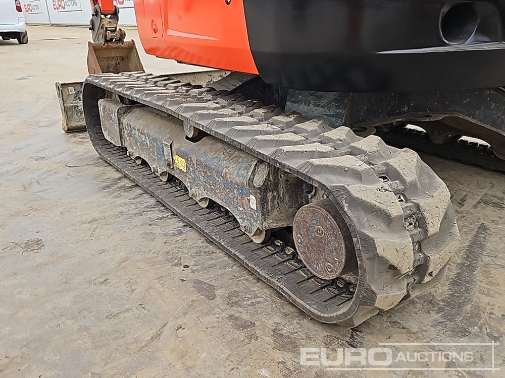 Minikotró 2021 Kubota U36-4: 12 kép.
