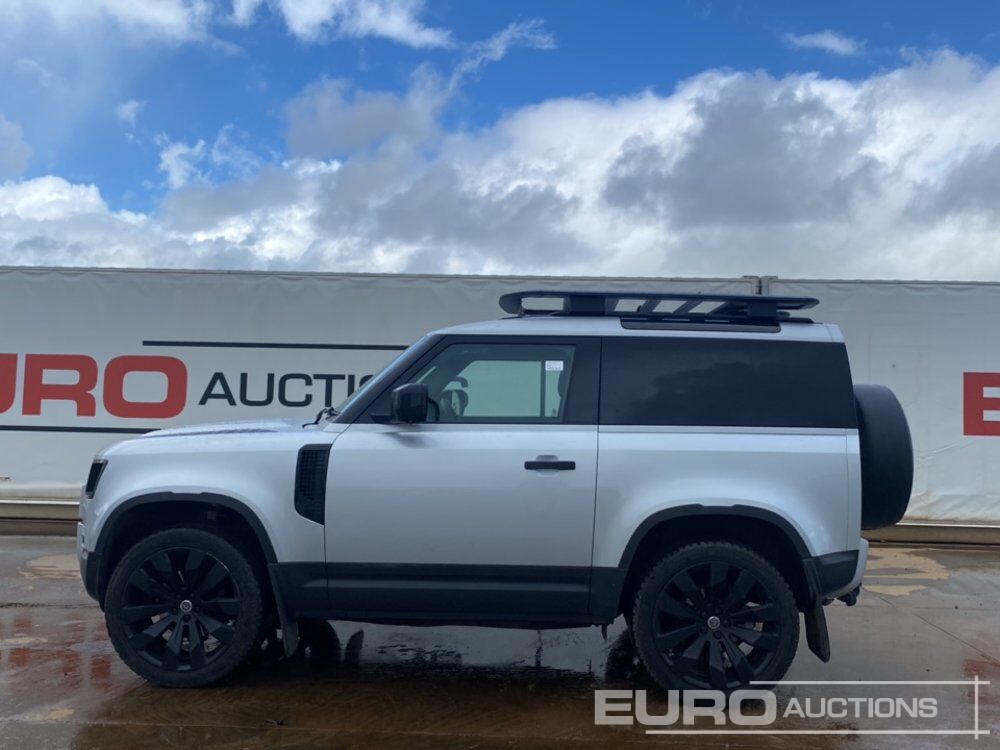 2021 Land Rover Defender 90 - Terepjáró/ SUV: 2 kép. 2021 Land Rover Defender 90 - Terepjáró/ SUV: 2 kép.