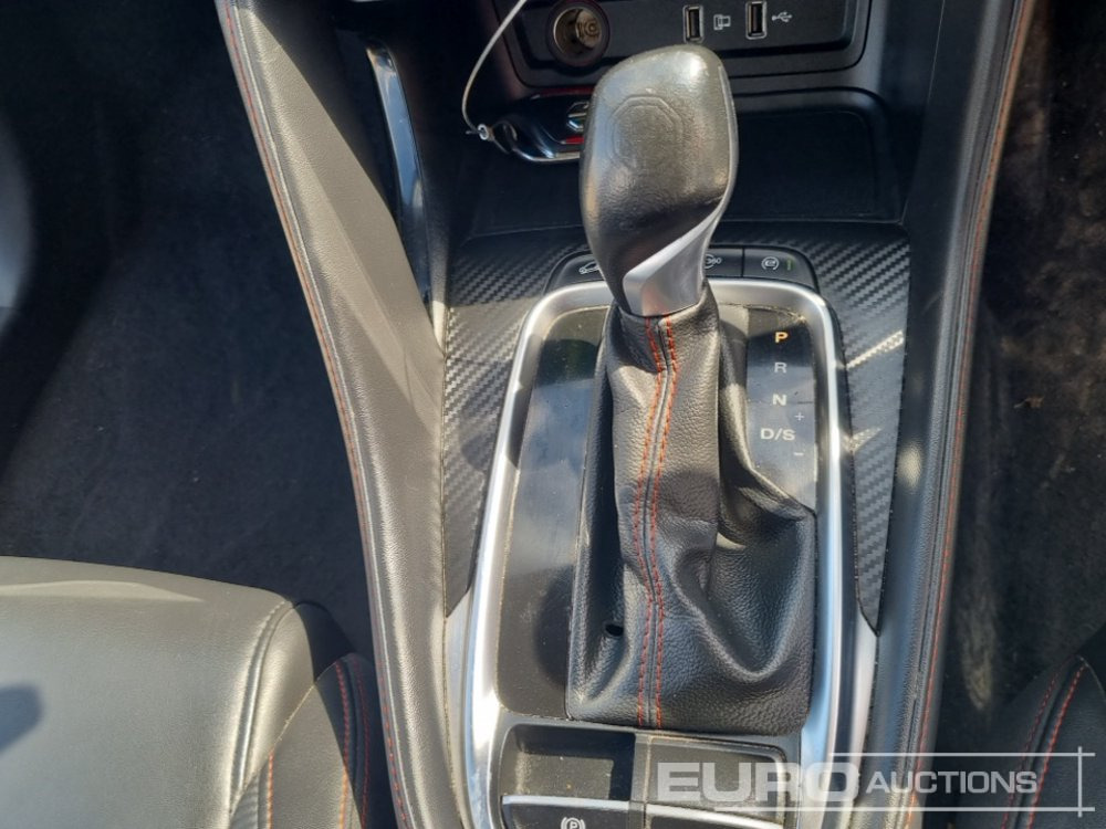 Terepjáró/ SUV 2021 MG ZS EXCLUSIVE T-GDI AUTO: 29 kép.