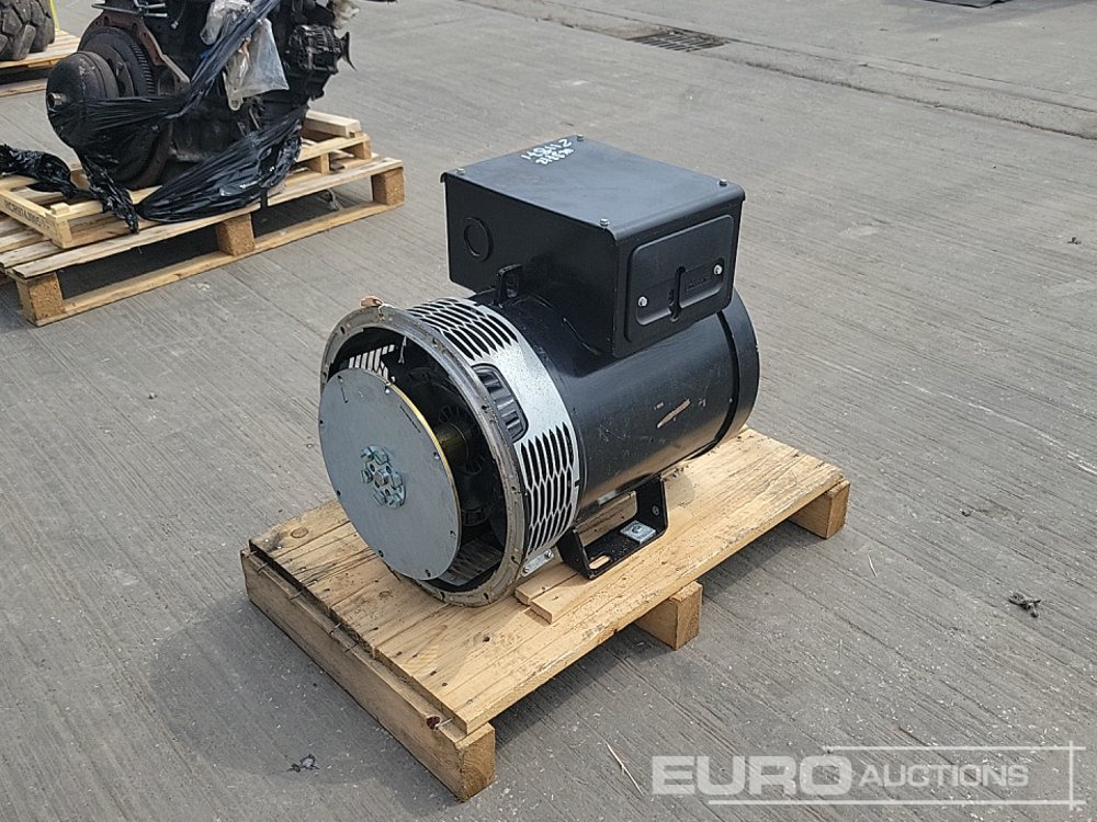 2021 Mecc Alte 54kVA Alternator - Áramfejlesztő: 1 kép. 2021 Mecc Alte 54kVA Alternator - Áramfejlesztő: 1 kép.