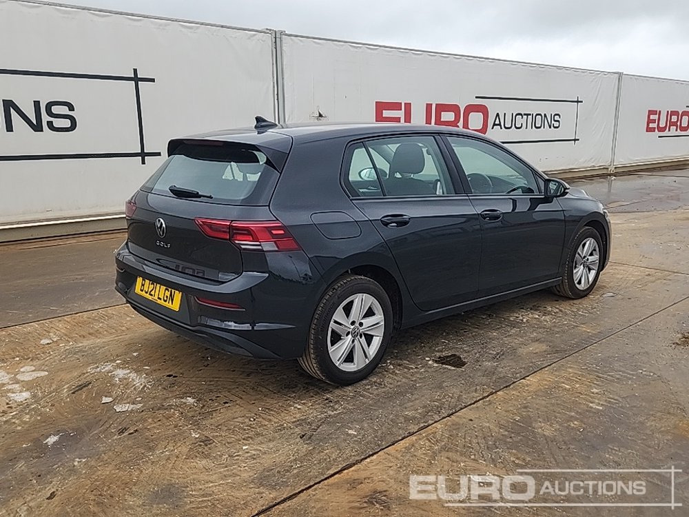 2021 Volkswagen Golf - Autó: 5 kép. 2021 Volkswagen Golf - Autó: 5 kép.