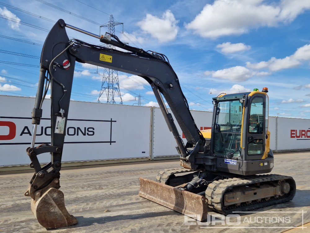 2021 Volvo ECR88D - Minikotró: 1 kép. 2021 Volvo ECR88D - Minikotró: 1 kép.