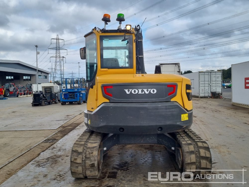 2021 Volvo ECR88D - Minikotró: 4 kép. 2021 Volvo ECR88D - Minikotró: 4 kép.