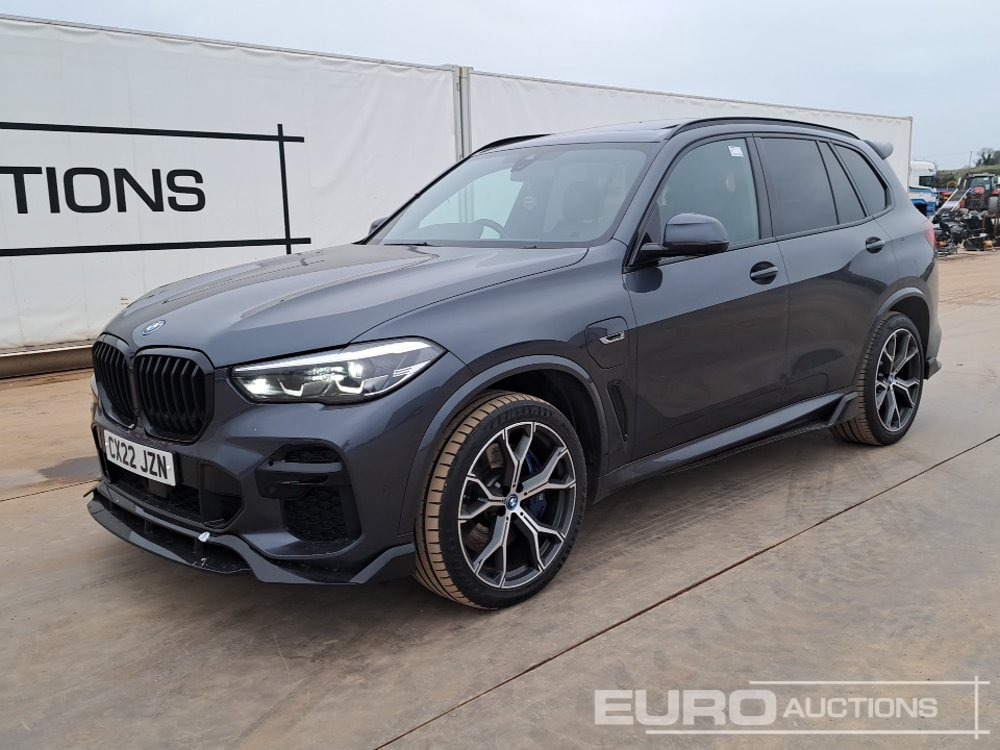 2022 BMW X5 45E M-Sport - Terepjáró/ SUV: 1 kép. 2022 BMW X5 45E M-Sport - Terepjáró/ SUV: 1 kép.