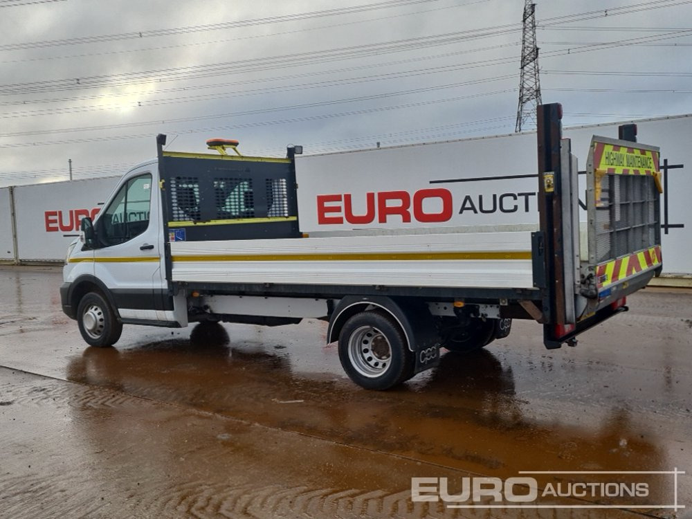 2022 Ford Transit 350 - Platós kisteherautó: 3 kép. 2022 Ford Transit 350 - Platós kisteherautó: 3 kép.