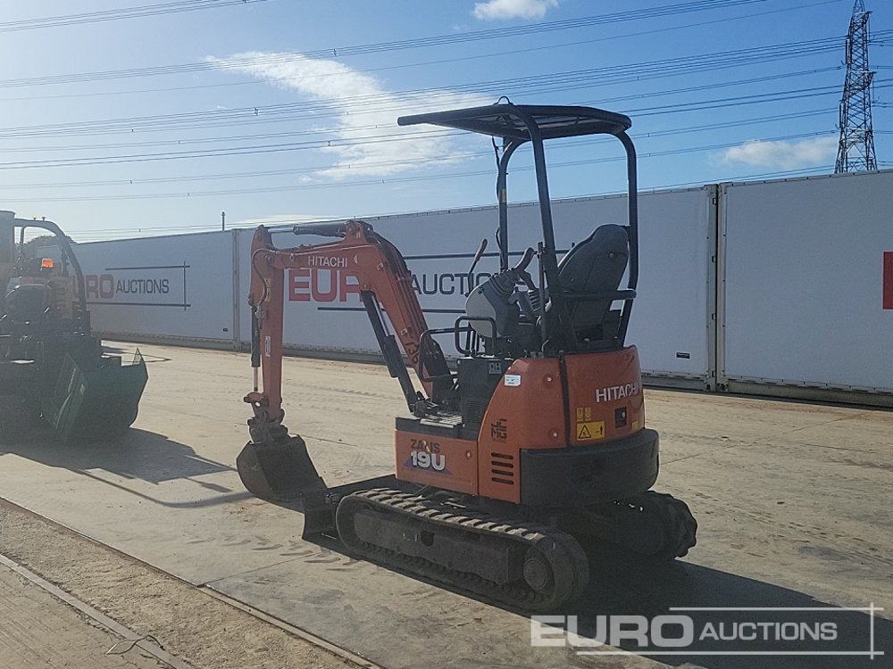 2022 Hitachi ZX19U-6 YLR - Minikotró: 3 kép. 2022 Hitachi ZX19U-6 YLR - Minikotró: 3 kép.