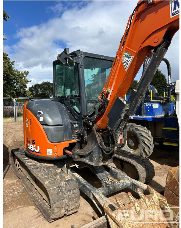 2022 Hitachi ZX48U-6 CLR - Minikotró: 4 kép. 2022 Hitachi ZX48U-6 CLR - Minikotró: 4 kép.