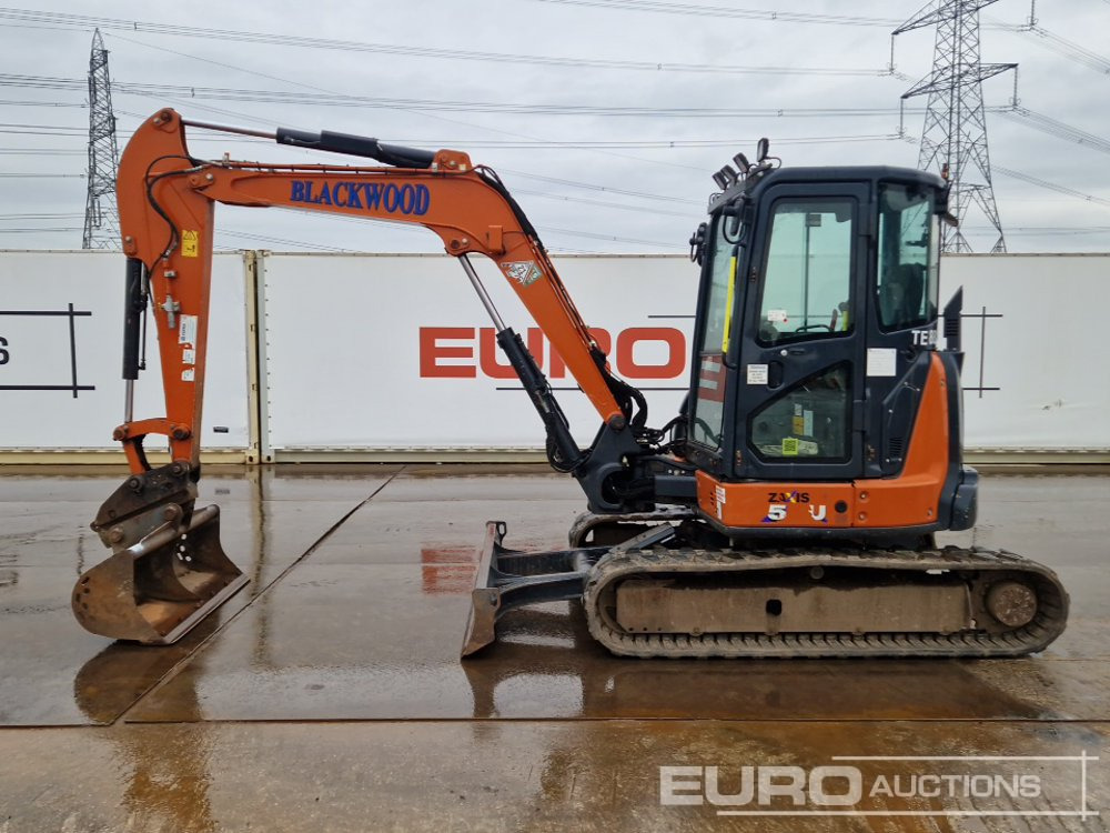 2022 Hitachi ZX55U-6 CLR - Minikotró: 2 kép. 2022 Hitachi ZX55U-6 CLR - Minikotró: 2 kép.