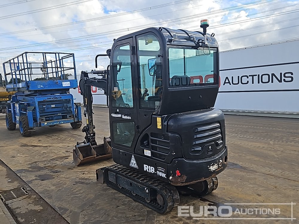 2022 Hyundai R18-9AK - Minikotró: 3 kép. 2022 Hyundai R18-9AK - Minikotró: 3 kép.