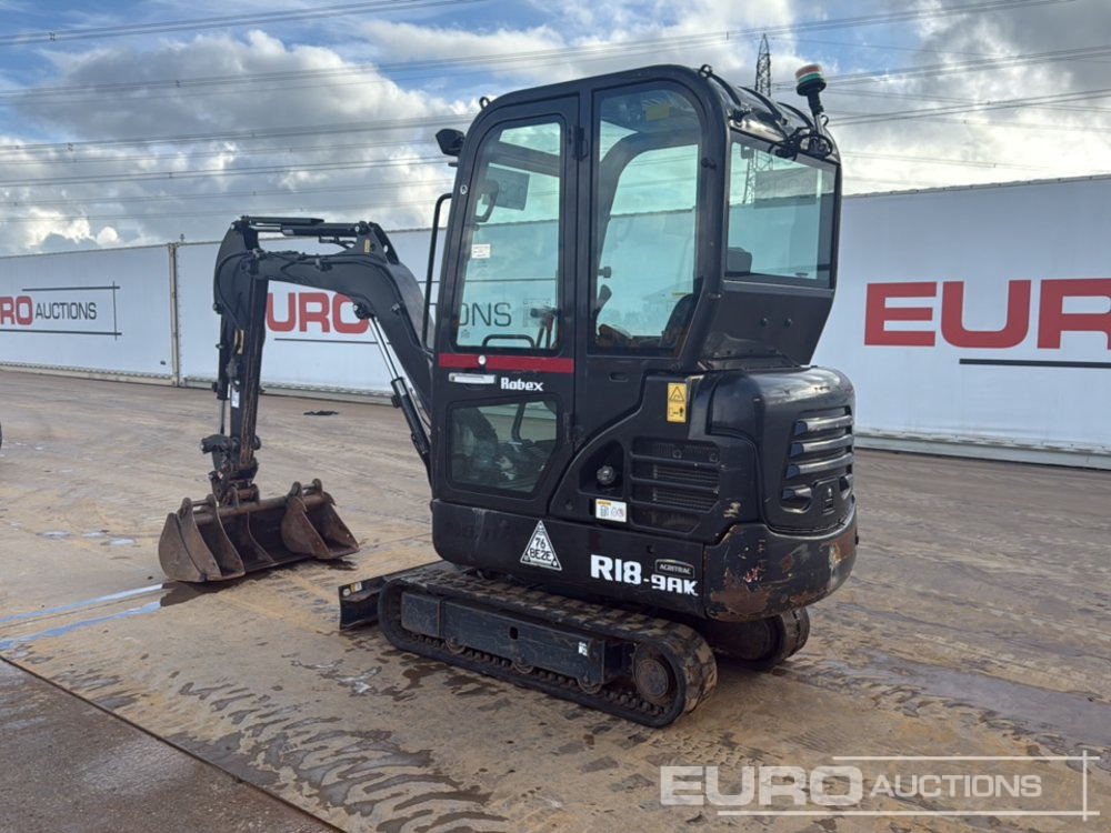 2022 Hyundai R18-9AK - Minikotró: 3 kép. 2022 Hyundai R18-9AK - Minikotró: 3 kép.