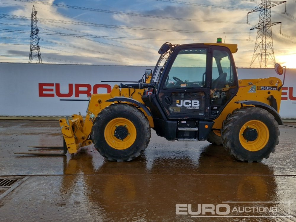 2022 JCB 535-95 - Teleszkópos rakodó: 2 kép. 2022 JCB 535-95 - Teleszkópos rakodó: 2 kép.