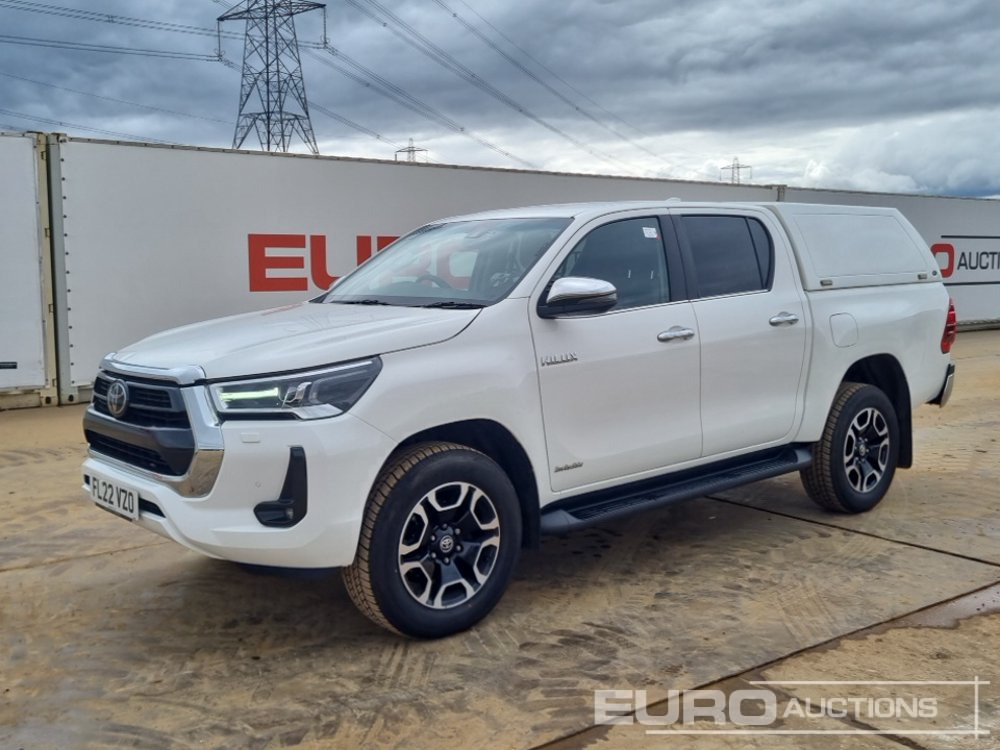 2022 Toyota Hilux Invincible - Pickup: 1 kép. 2022 Toyota Hilux Invincible - Pickup: 1 kép.