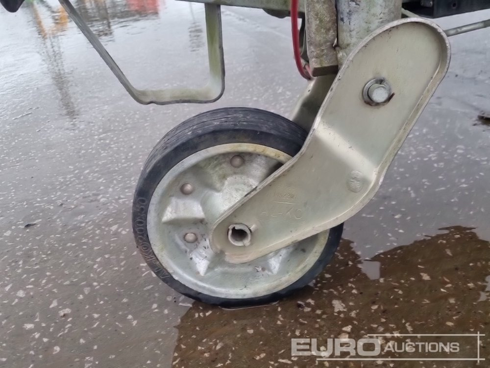 Világító állvány 2022 Trime X-Solar Single Axle Solar Powered LED Lighting Tower: 13 kép. Világító állvány 2022 Trime X-Solar Single Axle Solar Powered LED Lighting Tower: 13 kép.