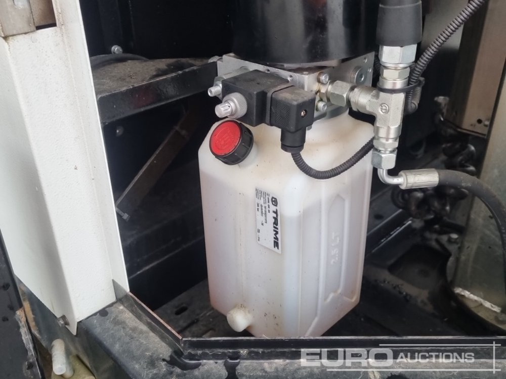 Világító állvány 2022 Trime X-Solar Single Axle Solar Powered LED Lighting Tower: 30 kép. Világító állvány 2022 Trime X-Solar Single Axle Solar Powered LED Lighting Tower: 30 kép.