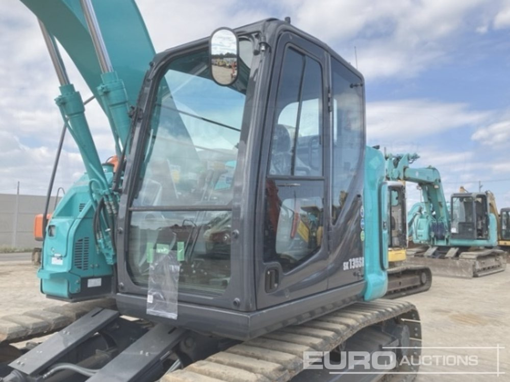 2023 Kobelco SK135SR-7 - Lánctalpas kotró: 5 kép. 2023 Kobelco SK135SR-7 - Lánctalpas kotró: 5 kép.