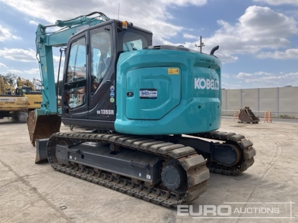 2023 Kobelco SK135SR-7 - Lánctalpas kotró: 4 kép. 2023 Kobelco SK135SR-7 - Lánctalpas kotró: 4 kép.