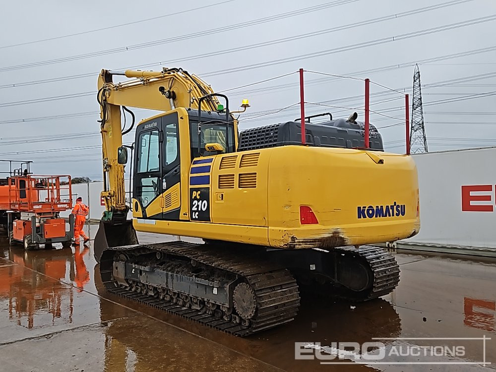 2023 Komatsu PC210LC-11 - Lánctalpas kotró: 3 kép. 2023 Komatsu PC210LC-11 - Lánctalpas kotró: 3 kép.