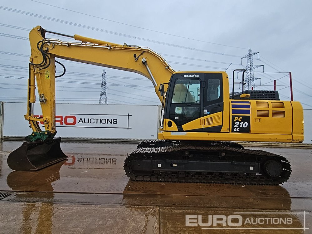 2023 Komatsu PC210LC-11E0 - Lánctalpas kotró: 2 kép. 2023 Komatsu PC210LC-11E0 - Lánctalpas kotró: 2 kép.
