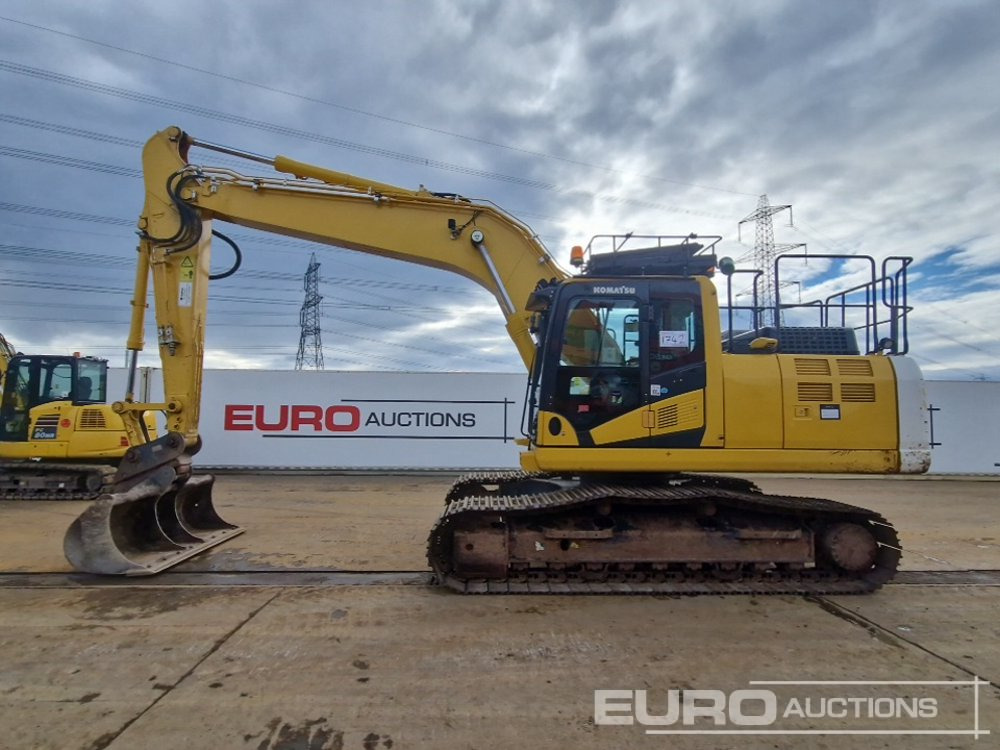 2023 Komatsu PC210LC-11E0 - Lánctalpas kotró: 2 kép. 2023 Komatsu PC210LC-11E0 - Lánctalpas kotró: 2 kép.