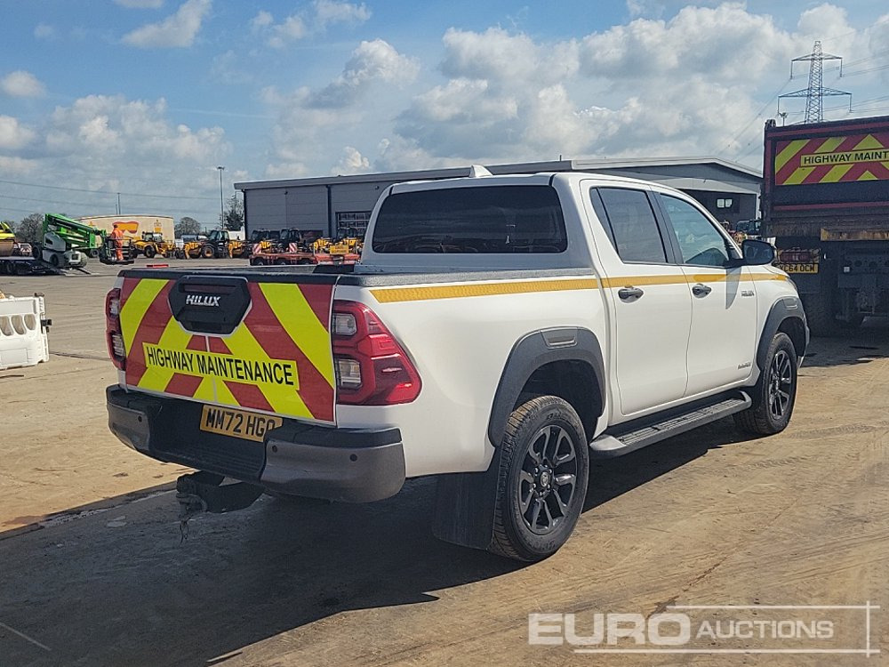 2023 Toyota Hilux Invincible - Pickup: 5 kép. 2023 Toyota Hilux Invincible - Pickup: 5 kép.