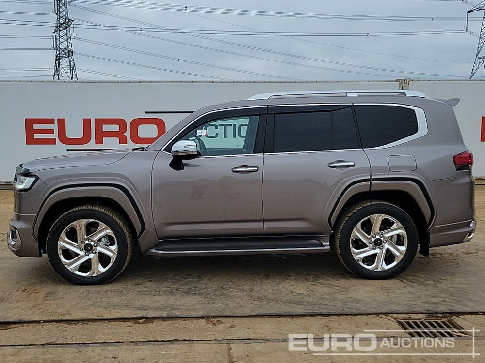 2023 Toyota Land Cruiser - Terepjáró/ SUV: 2 kép. 2023 Toyota Land Cruiser - Terepjáró/ SUV: 2 kép.
